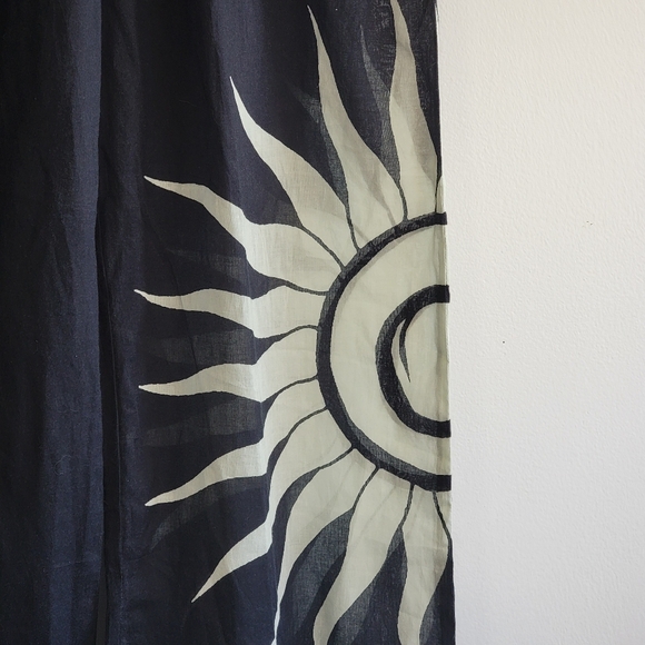 Haute Hippie Black Pants with Sunburst Boho Easy Fit Pockets - Picture 2 of 8